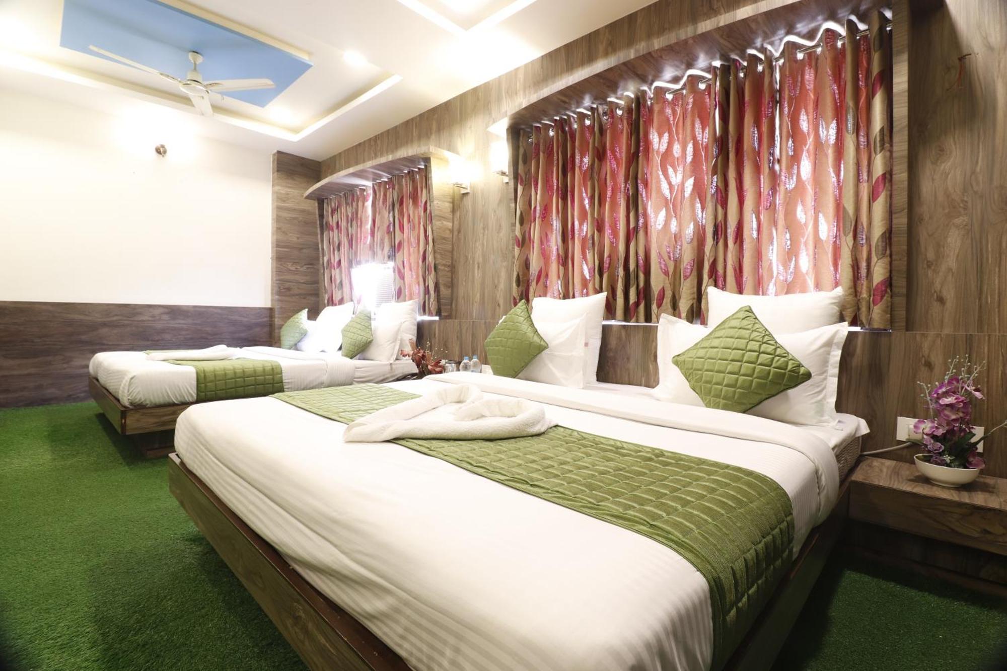 Hotel Shiv